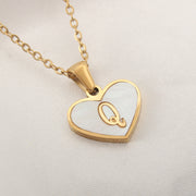 26 Letter Heart-shaped Necklace White Shell Love Clavicle Chain