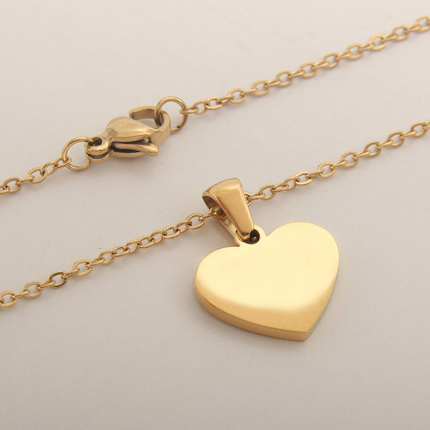 26 Letter Heart-shaped Necklace White Shell Love Clavicle Chain