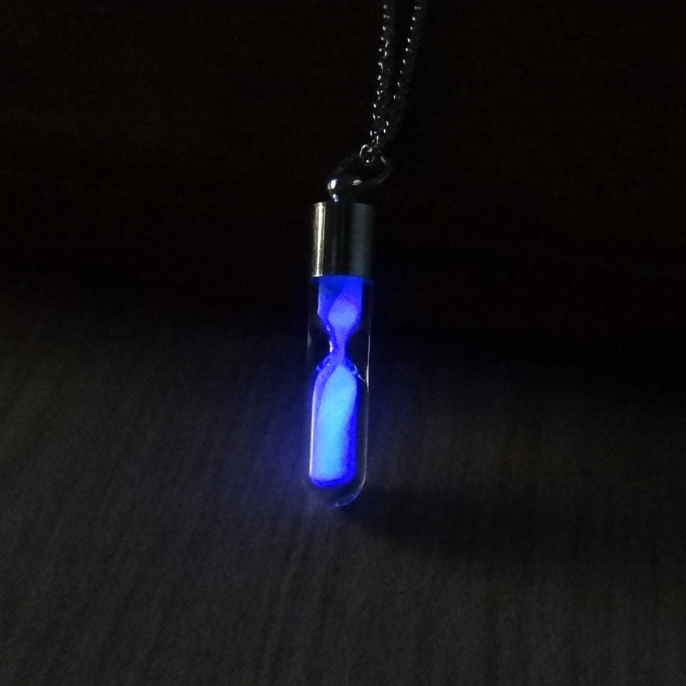 Fashion Hourglass Crystal Personalized Pendant Necklace Quicksand Wishing Bottle Luminous Jewelry For Women