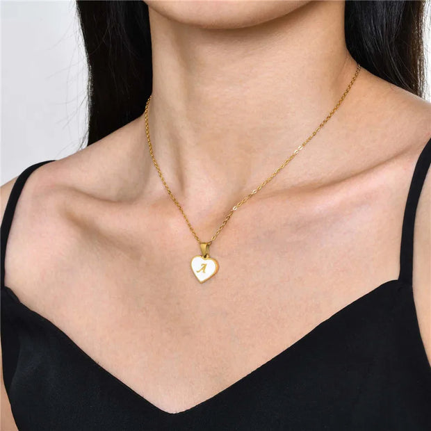 26 Letter Heart-shaped Necklace White Shell Love Clavicle Chain