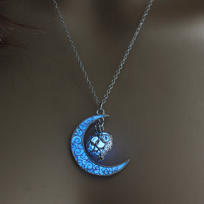 Glowing Pendant Necklaces Silver Plated Chain Necklaces - Jps collections