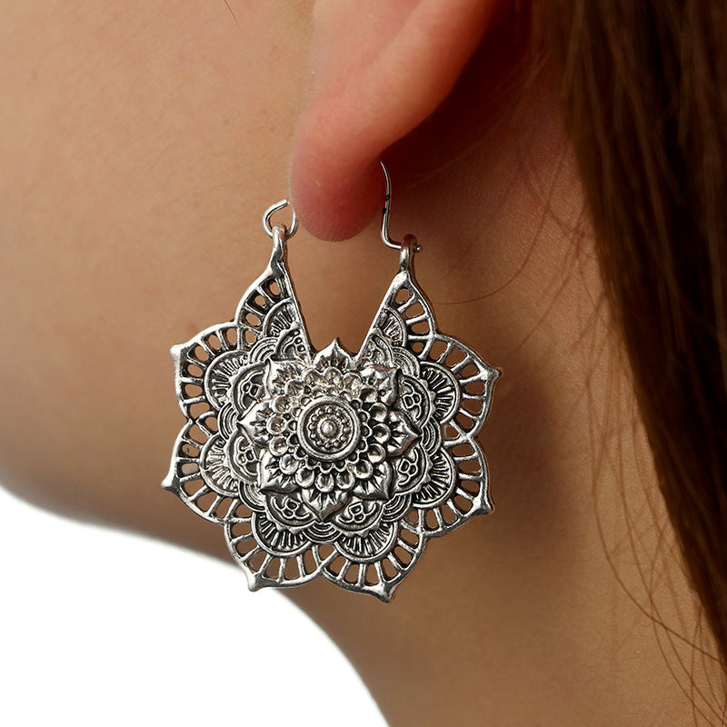 Vintage ethnic style metal openwork floral flower earrings - Jps collections