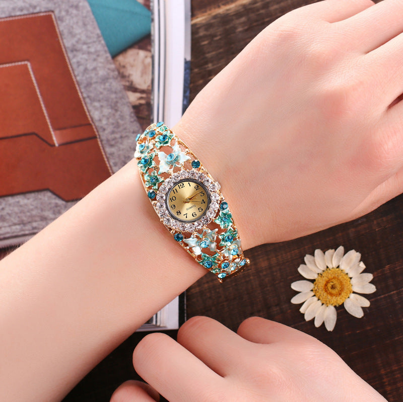 Small flower diamond ladies bracelet watch - Jps collections