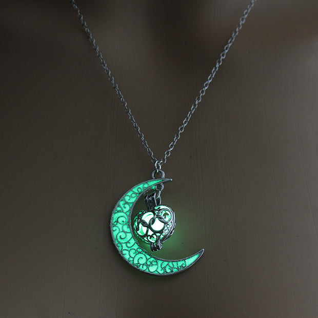 Glowing Pendant Necklaces Silver Plated Chain Necklaces - Jps collections